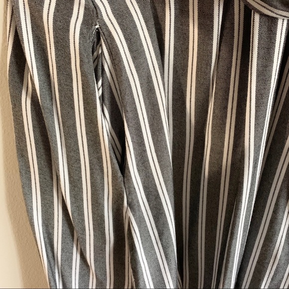 NWOT| Ava & Viv Gray and White Striped Dress - Picture 6 of 6